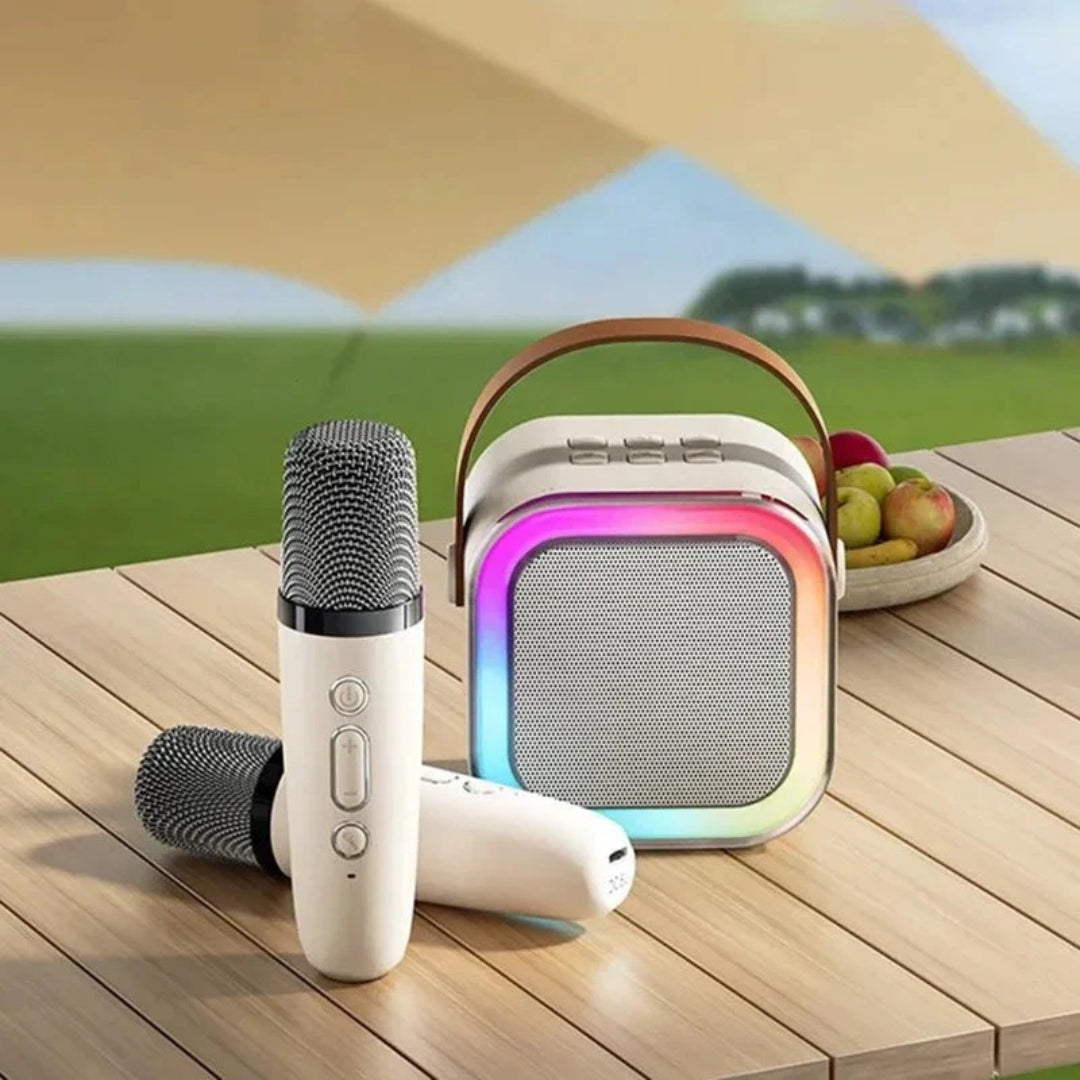 Kompaktes kabelloses Karaoke-System mit Mikrofon und Lautsprecher