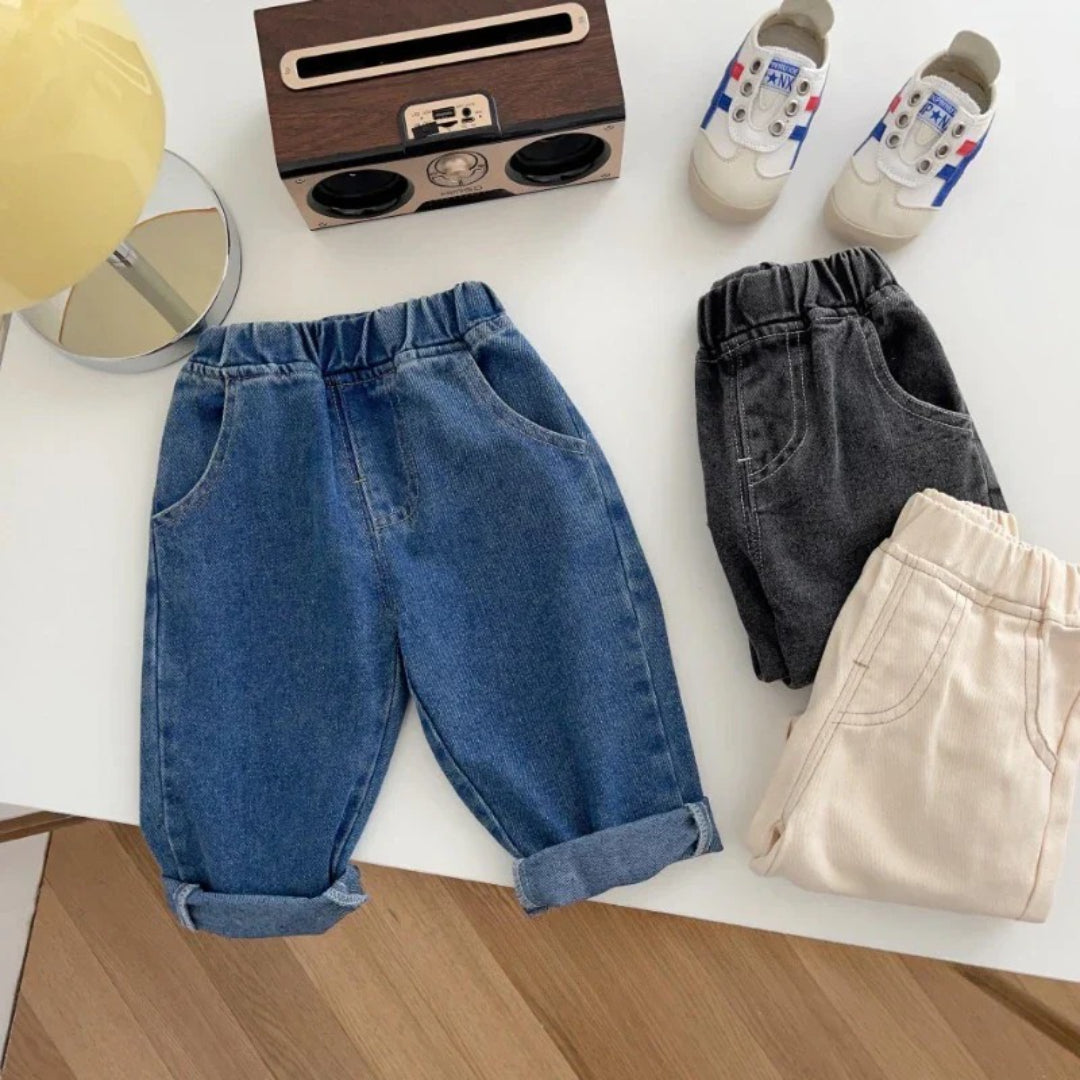 Unisex Relaxed Fit Denim Jeans