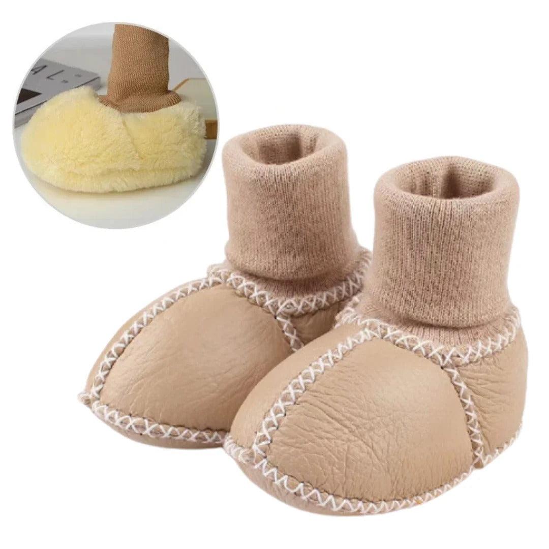 Gemütliche Babyschuhe für Zuhause