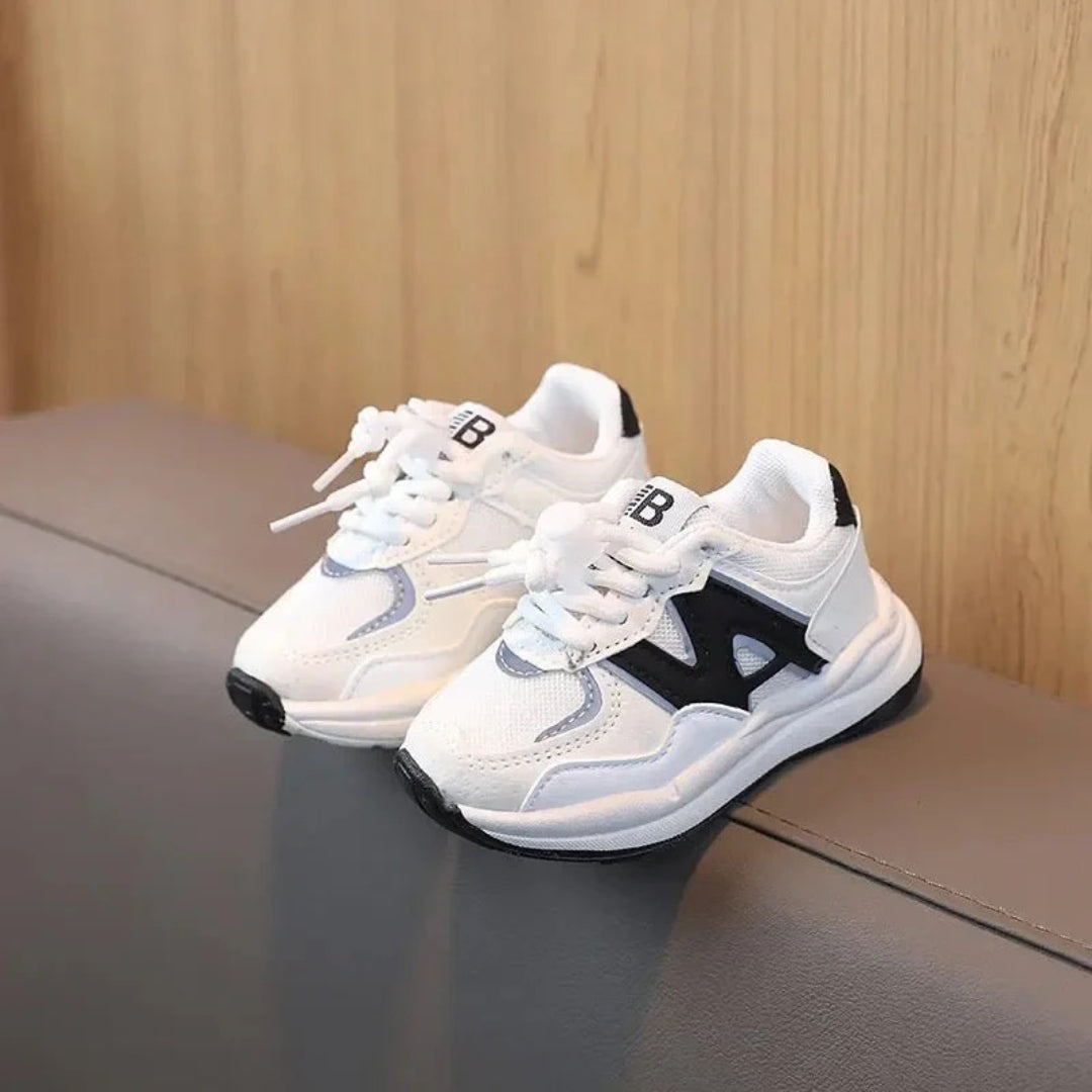 Schnürschuhe für den Alltag - Vielseitige Sportschuhe