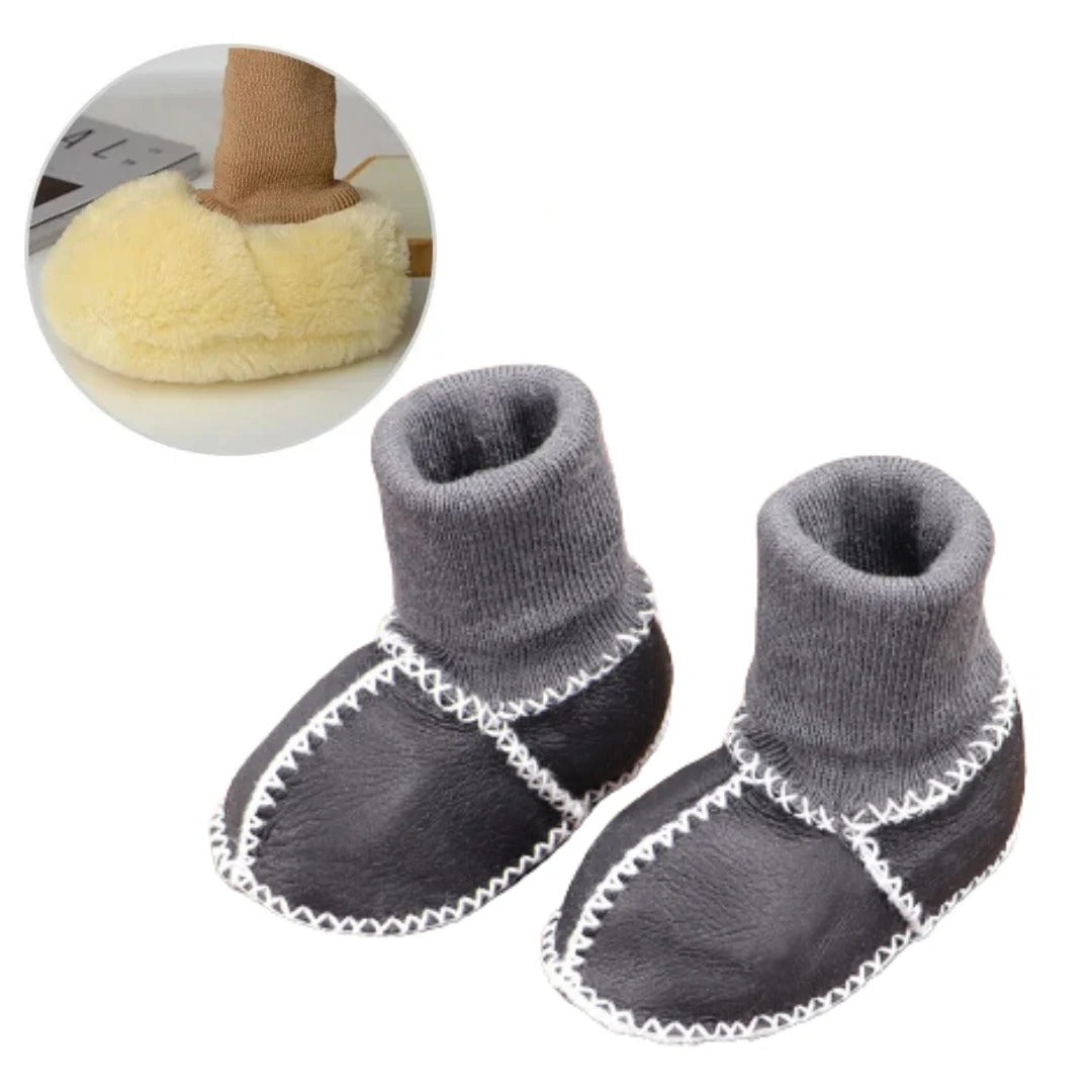 Gemütliche Babyschuhe für Zuhause