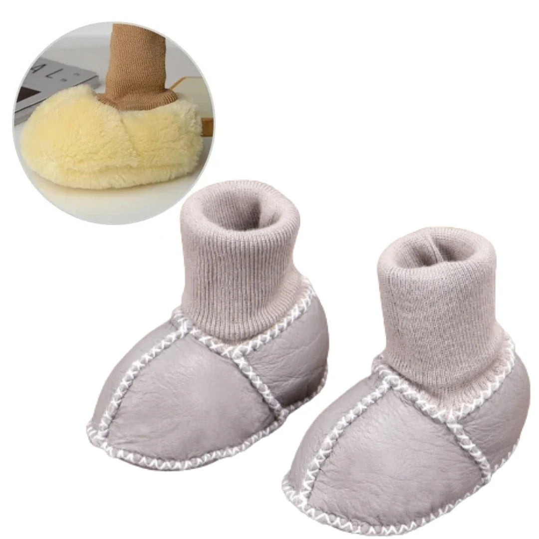 Gemütliche Babyschuhe für Zuhause