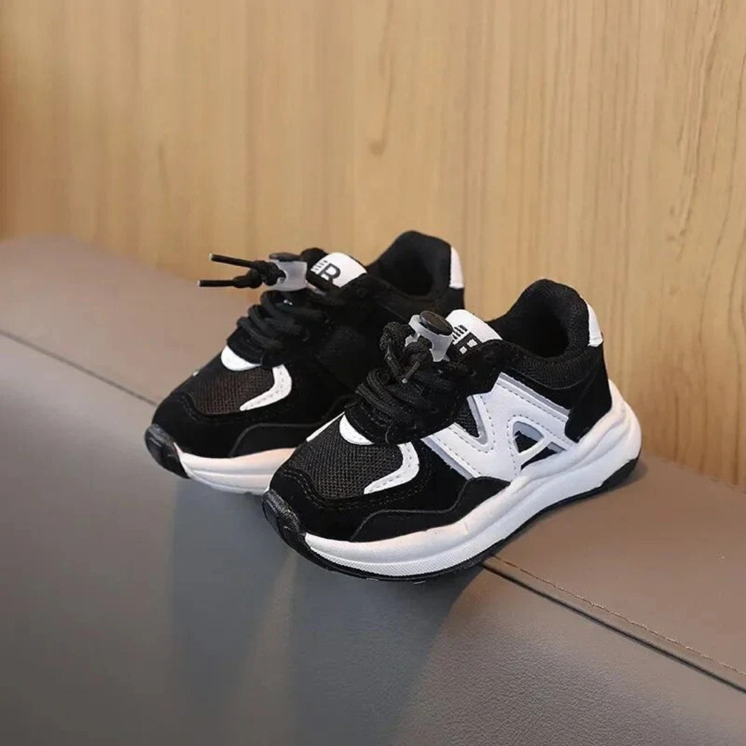 Schnürschuhe für den Alltag - Vielseitige Sportschuhe