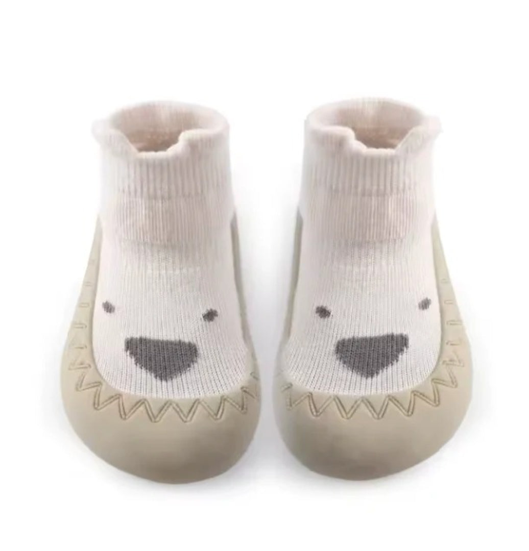 Rutschfeste Baby-Schuhe für die ersten Schritte
