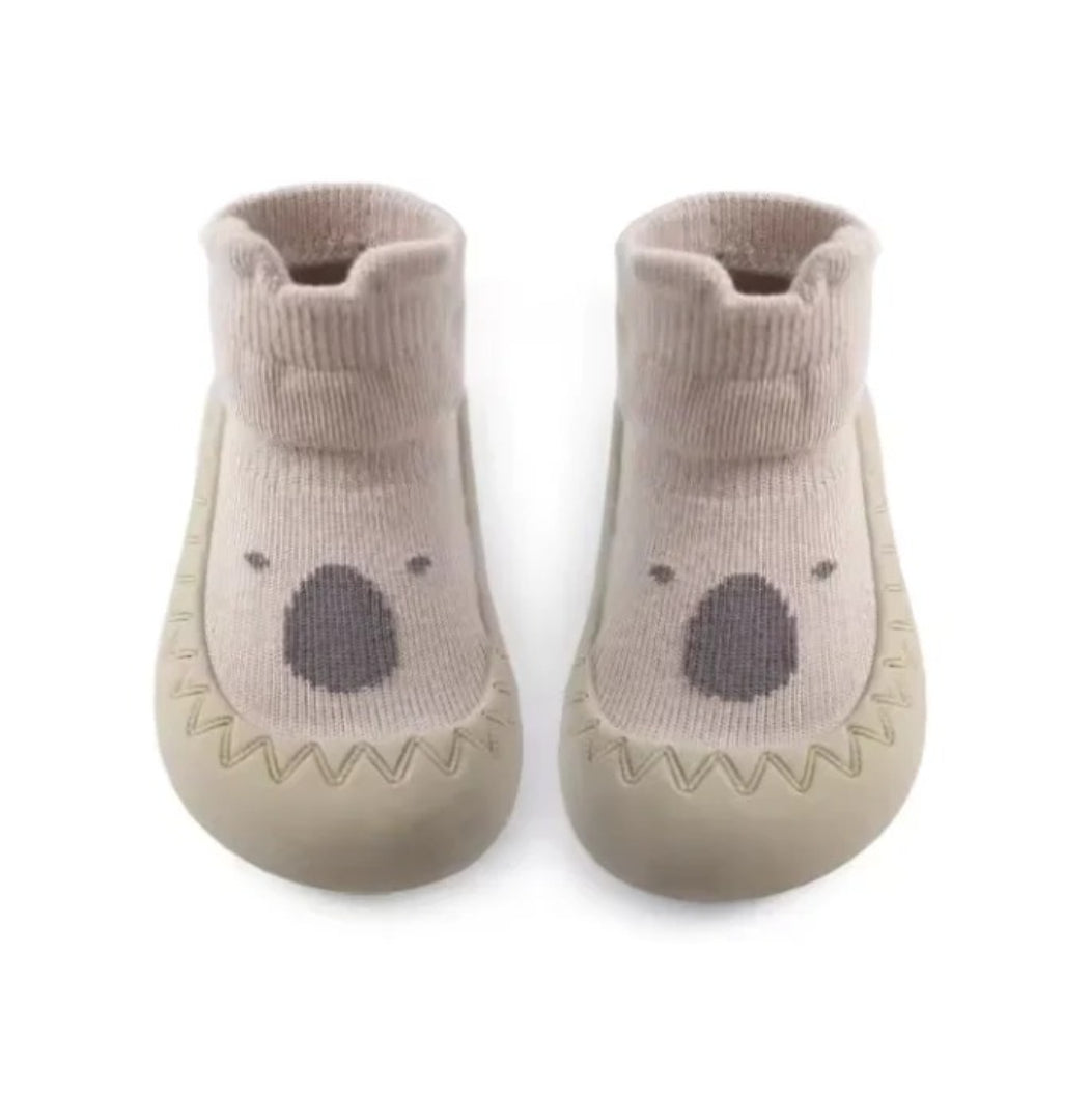 Rutschfeste Baby-Schuhe für die ersten Schritte