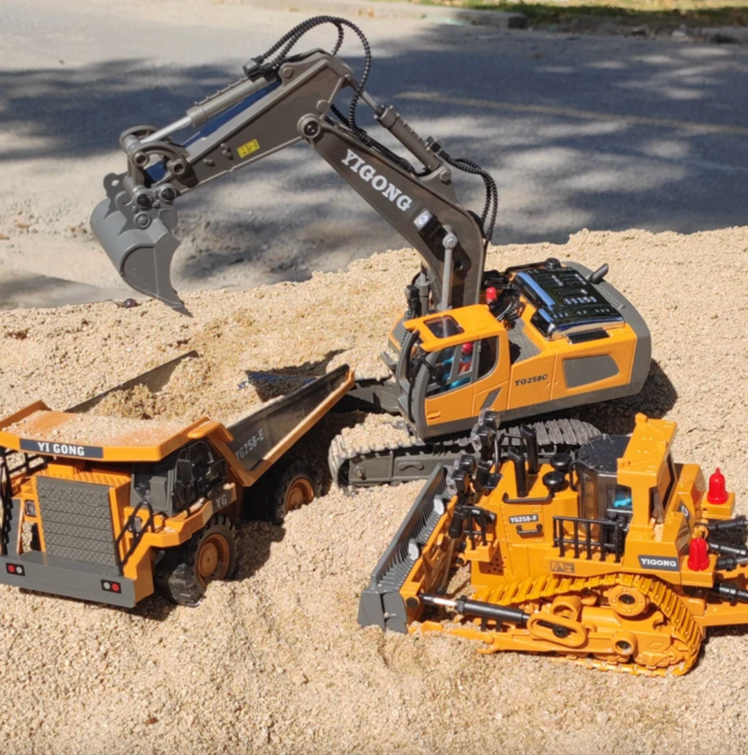 Hydraulisch ferngesteuertes Spielzeugauto