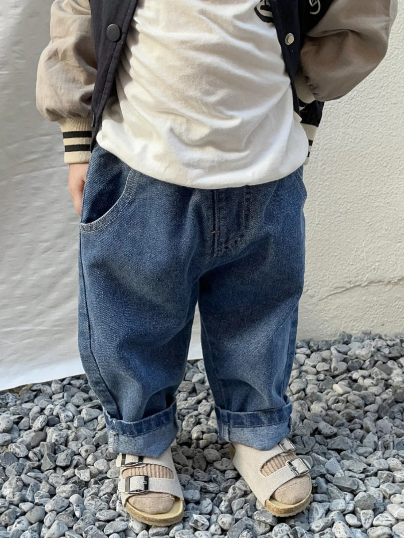 Unisex Relaxed Fit Denim Jeans
